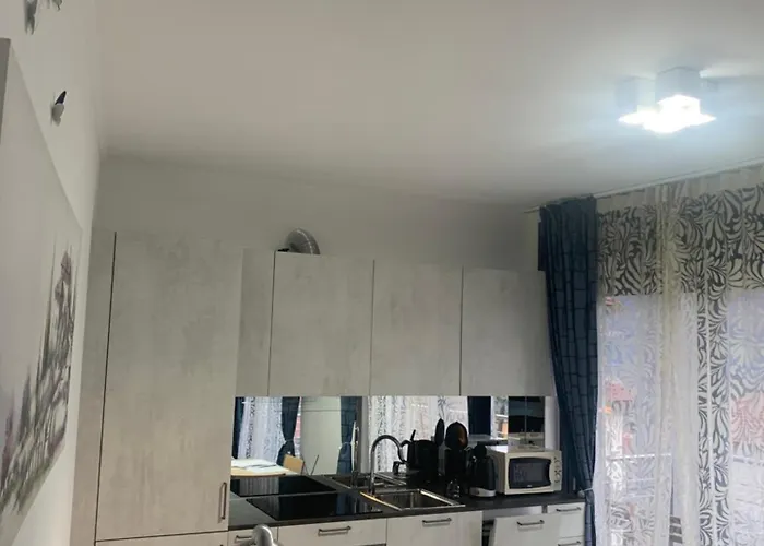 Casa Di Ely شقة ميزّيجرا