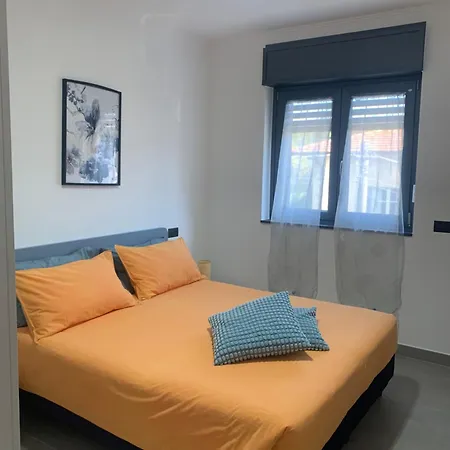 Casa Di Ely * Mezzegra